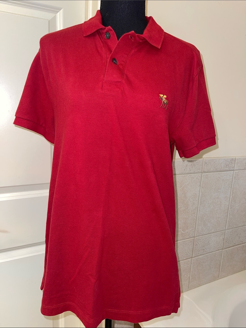Abercrombie & Fitch Men's Red Polo Shirt with Embroidered Logo